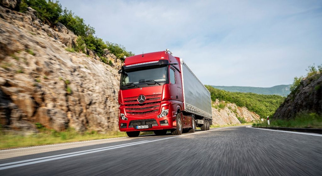 Mercedes-Benz-Brinkmann-24h-Service-Lkw-Bild1